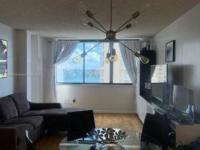 540 Brickell Key Dr 1524, Miami FL 33131