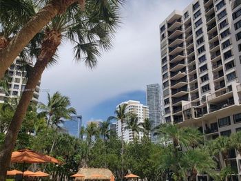 540 Brickell Key Dr