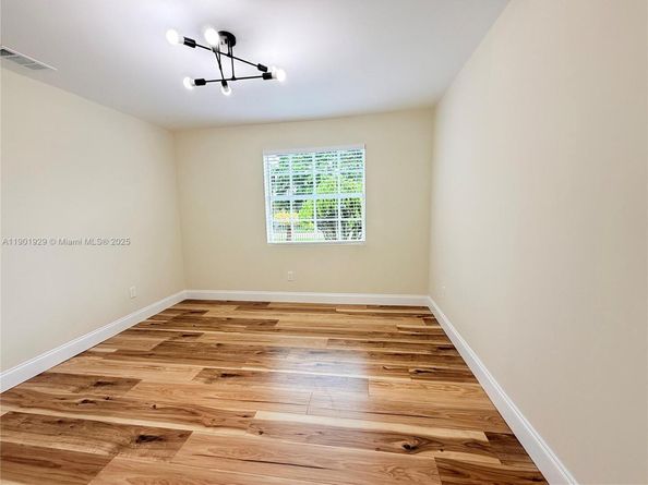 4340 SW 19th St, West Park FL 33023