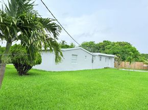 4340 SW 19th St, West Park FL 33023