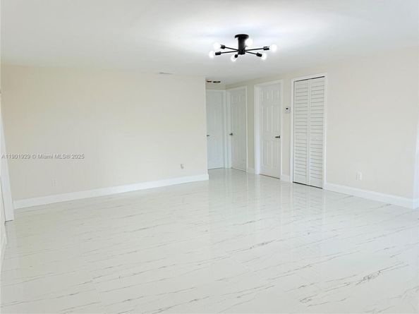 4340 SW 19th St, West Park FL 33023