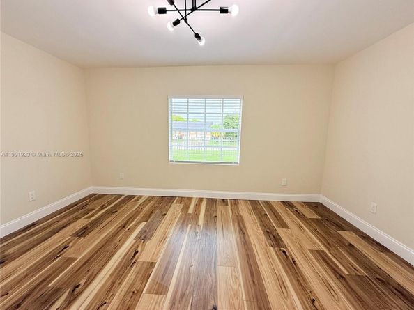 4340 SW 19th St, West Park FL 33023
