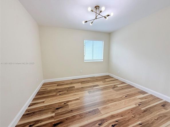 4340 SW 19th St, West Park FL 33023