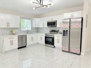 4340 SW 19th St, West Park FL 33023