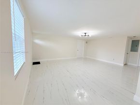 4340 SW 19th St, West Park FL 33023