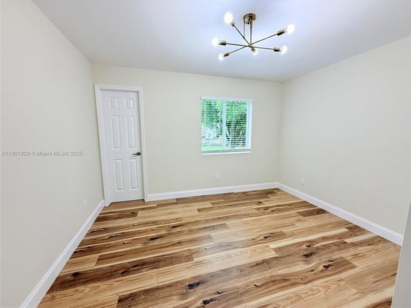 4340 SW 19th St, West Park FL 33023
