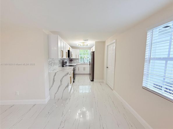 4340 SW 19th St, West Park FL 33023