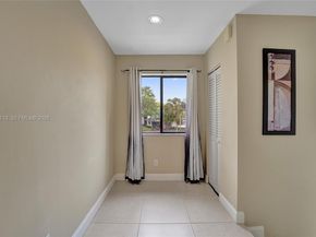 8119 NW 17th Mnr 8119, Plantation FL 33322