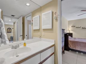 8119 NW 17th Mnr 8119, Plantation FL 33322