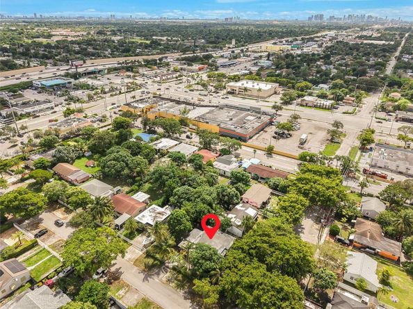 12037 NW 8th Ave, North Miami FL 33168