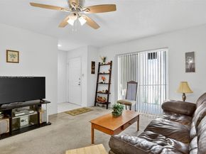 875 Riverside Dr 716, Coral Springs FL 33071