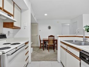 875 Riverside Dr 716, Coral Springs FL 33071