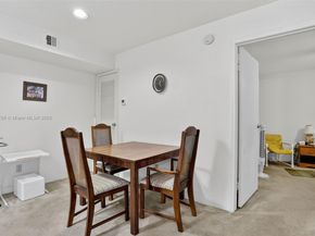 875 Riverside Dr 716, Coral Springs FL 33071