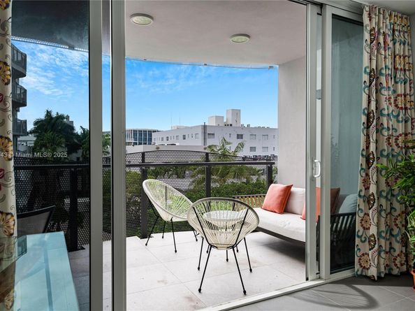 2155 Washington Ct 407, Miami Beach FL 33139