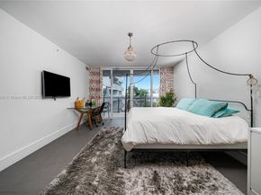 2155 Washington Ct 407, Miami Beach FL 33139