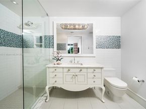 2155 Washington Ct 407, Miami Beach FL 33139