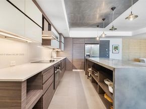 2155 Washington Ct 407, Miami Beach FL 33139