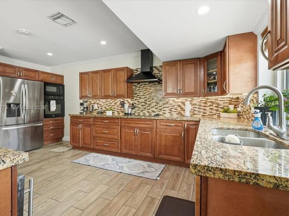 4925 Tyler St, Hollywood FL 33021