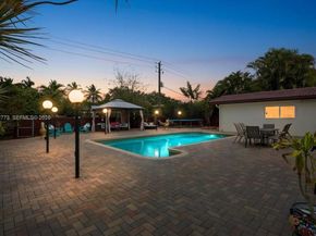 4925 Tyler St, Hollywood FL 33021