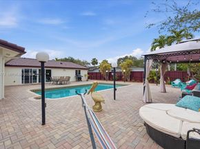 4925 Tyler St, Hollywood FL 33021