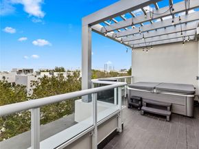 6420 NW 105th Pl, Doral FL 33178