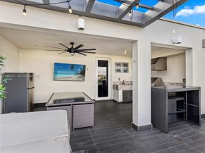 6420 NW 105th Pl, Doral FL 33178