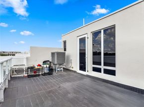 6420 NW 105th Pl, Doral FL 33178