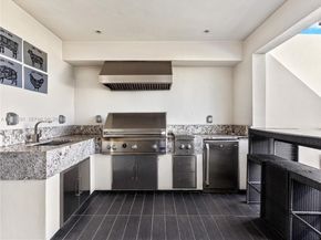 6420 NW 105th Pl, Doral FL 33178