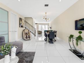 6420 NW 105th Pl, Doral FL 33178