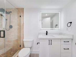 401 69th St 613, Miami Beach FL 33141