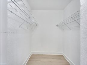 401 69th St 613, Miami Beach FL 33141