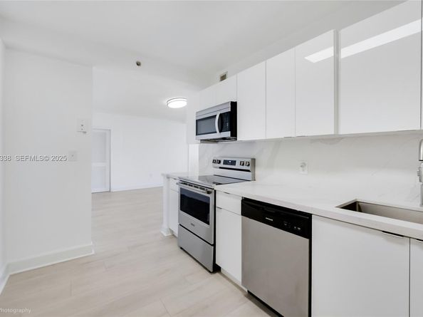 401 69th St 613, Miami Beach FL 33141