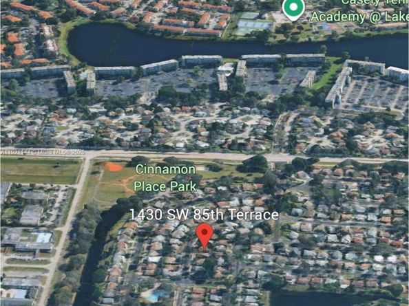 1430 SW 85th Ter, Pembroke Pines FL 33025