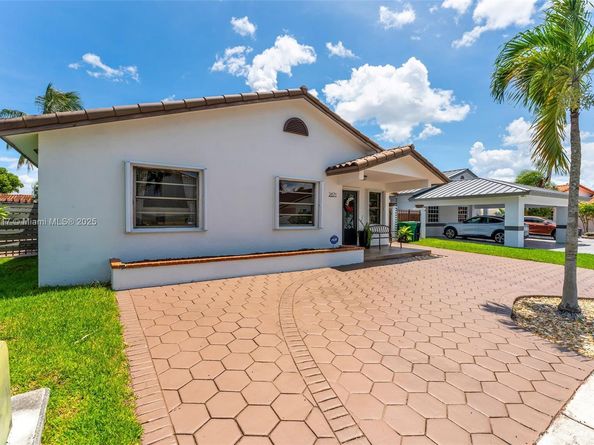 2671 SW 99th Ct, Miami FL 33165