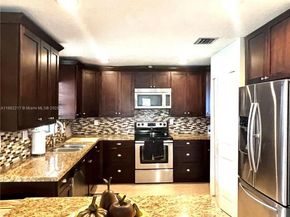 2671 SW 99th Ct, Miami FL 33165