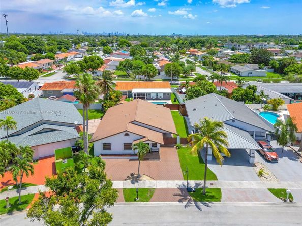 2671 SW 99th Ct, Miami FL 33165