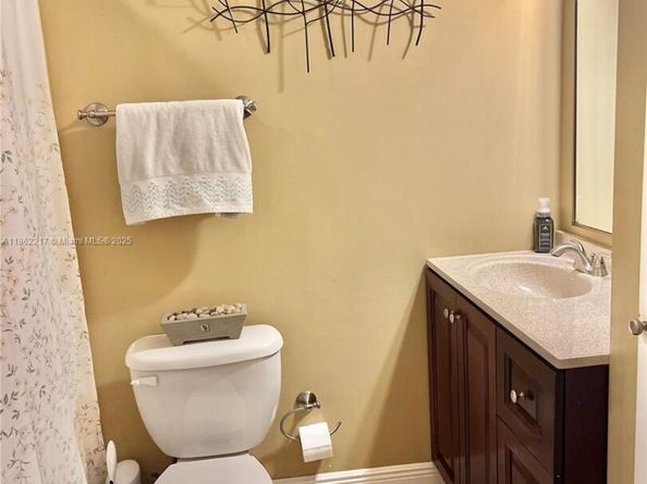 2671 SW 99th Ct, Miami FL 33165