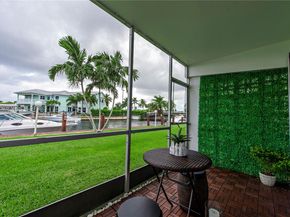 1100 Pine Dr 105, Pompano Beach FL 33060