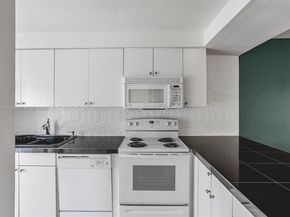 3931 Coral Springs Dr 26, Coral Springs FL 33065