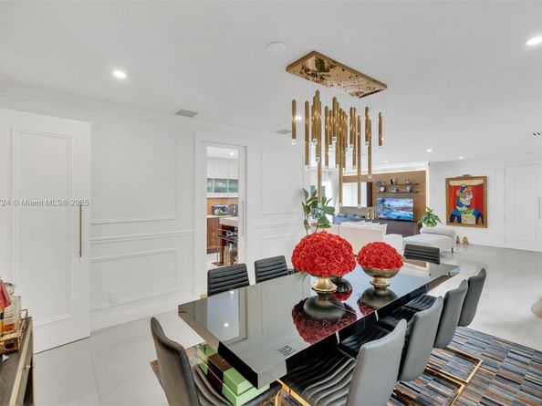 726 NE 17th Way, Fort Lauderdale FL 33304