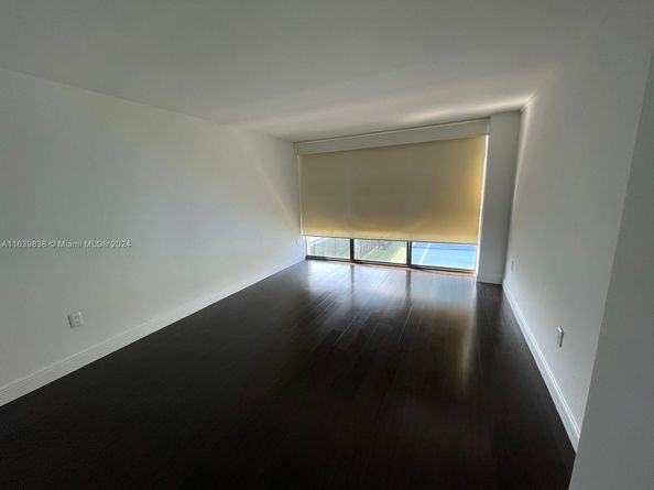 600 NE 36th St 204, Miami FL 33137
