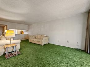 709 Curtiss Pkwy 23, Miami Springs FL 33166