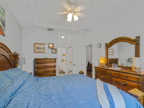 12540 SW 125th St, Miami FL 33186