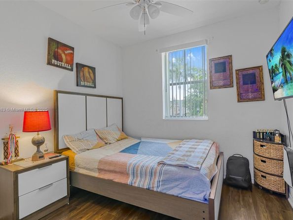 12540 SW 125th St, Miami FL 33186