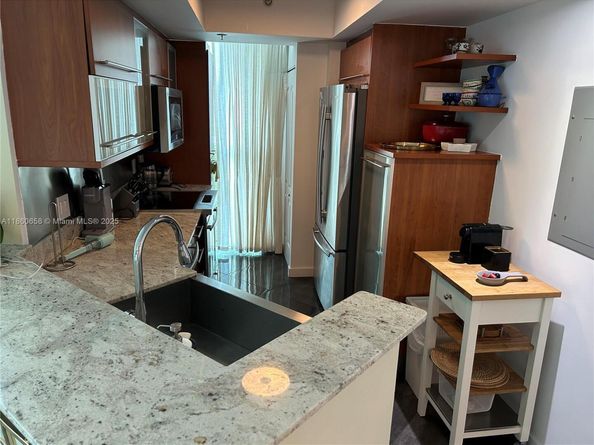 110 Washington Ave 2421, Miami Beach FL 33139