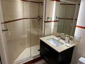 110 Washington Ave 2421, Miami Beach FL 33139