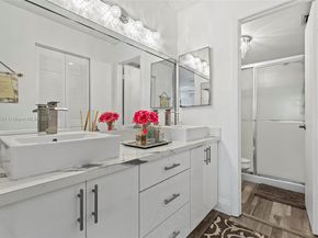 10400 NW 30th Ct 202, Sunrise FL 33322