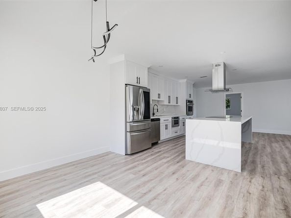 1830 NE 65th Ct, Fort Lauderdale FL 33308