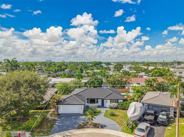 1830 NE 65th Ct, Fort Lauderdale FL 33308