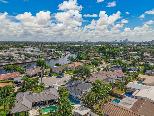 1830 NE 65th Ct, Fort Lauderdale FL 33308